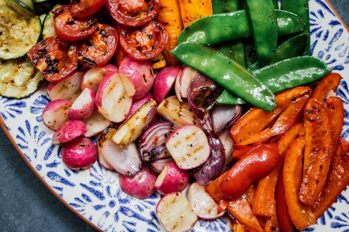 R284 Grilled vegetable salad with beluga lentils and sesame dressing