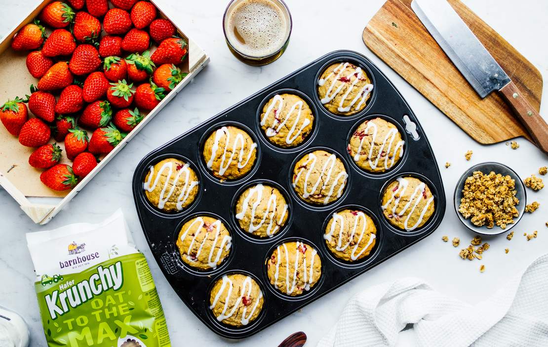 R547 Vegane Frühstücks-Muffins mit Erdbeeren