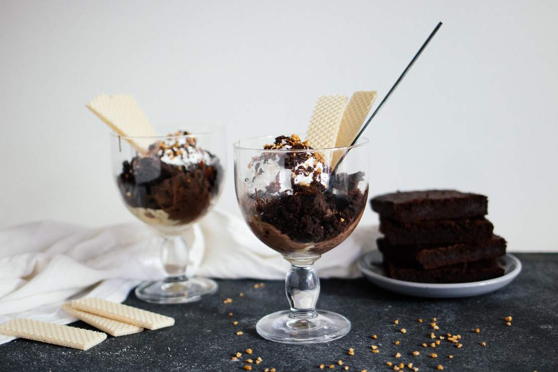 R423 Veganer Brownie Sundae