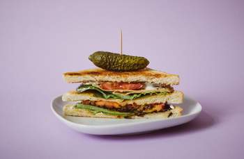 Veganes Club Sandwich