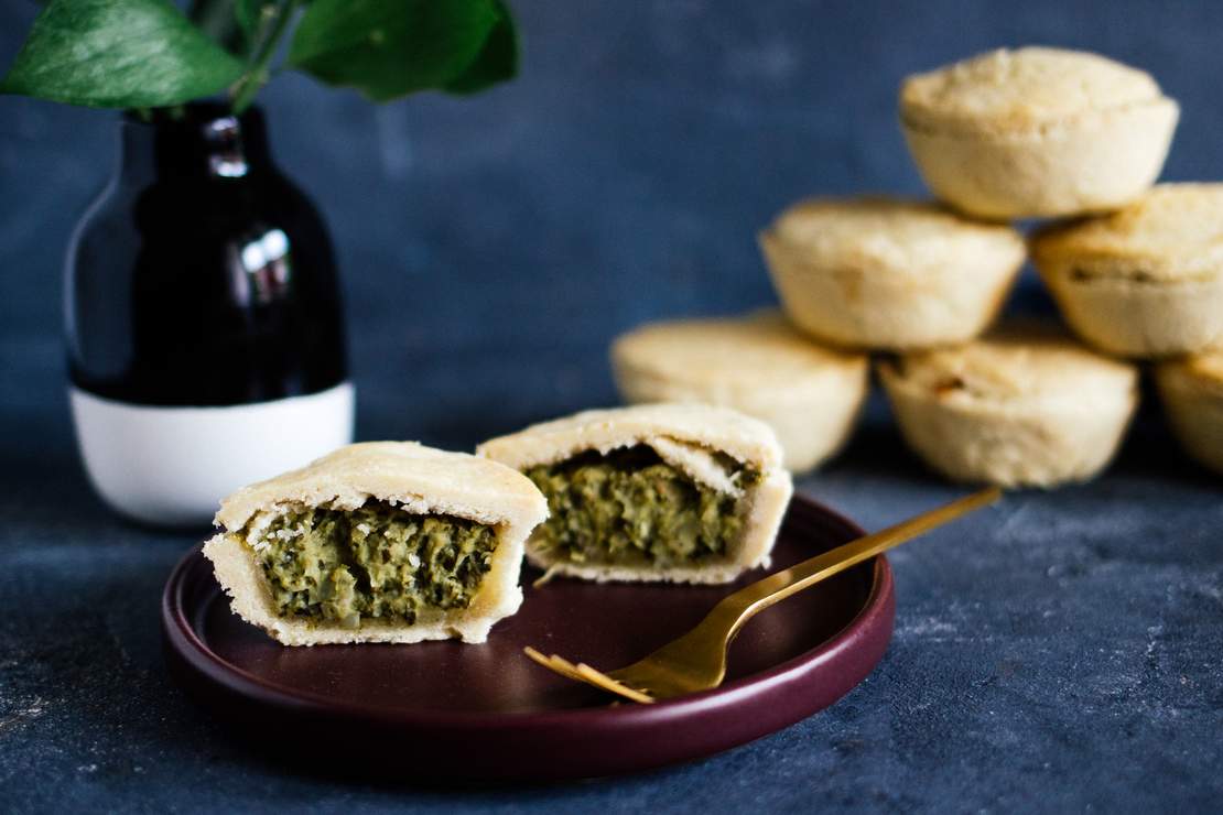 R26 Vegan Mini Pies with Artichoke & Spinach