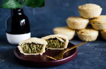 Vegan Mini Pies with Artichoke & Spinach
