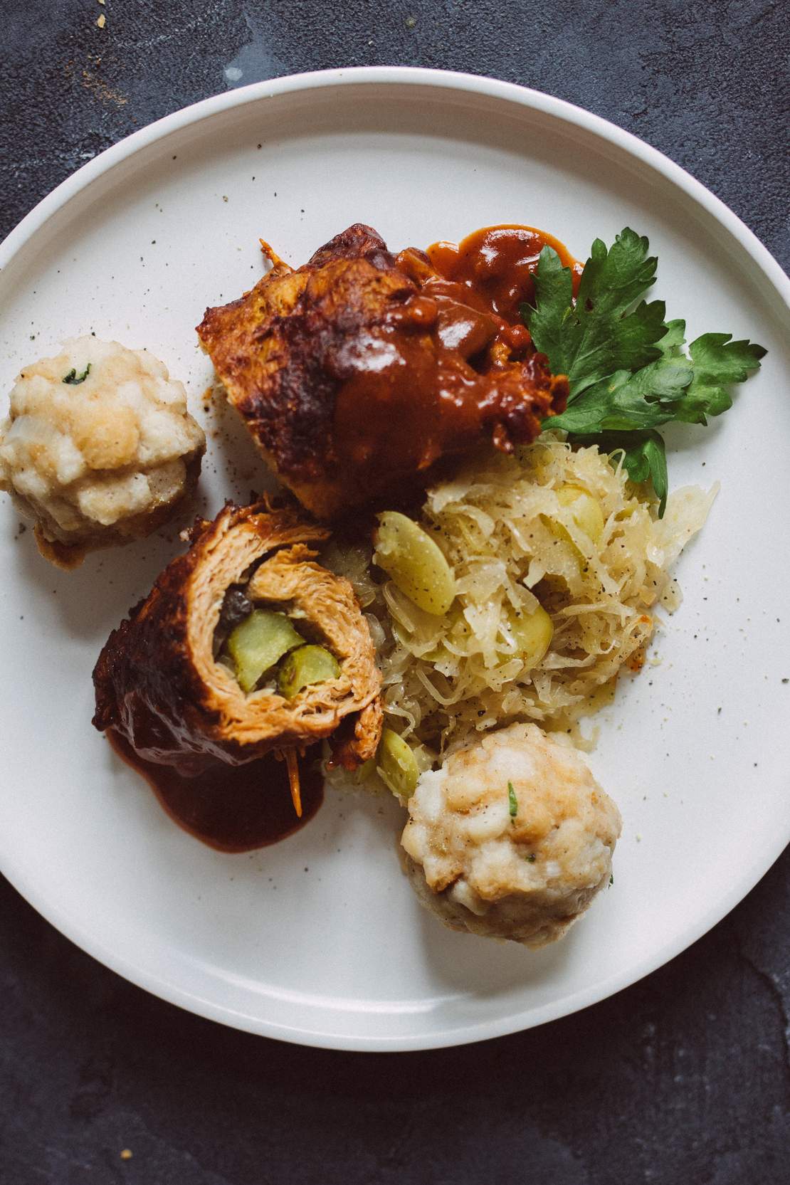 R221 Stuffed soy steaks with dumplings and sauerkraut