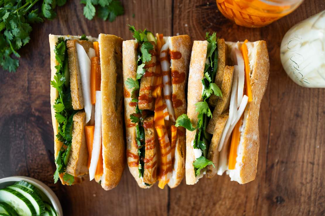 R258 - Veganes Banh mi Sandwich