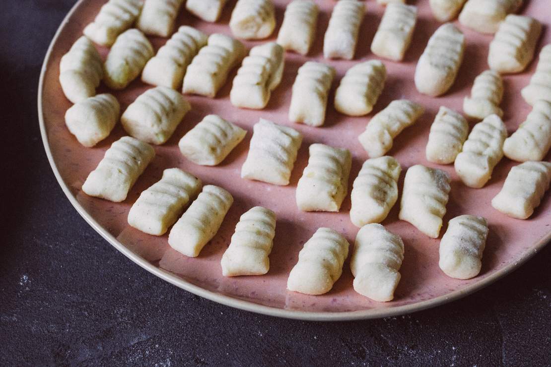 R212 Vegan gnocchi in walnut sauce and sage butter