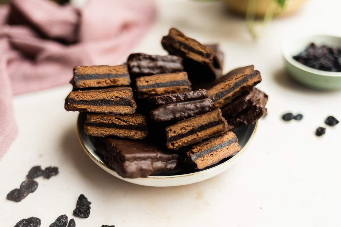 Vegan Christmas Tim Tams (Australien Chocolate Cookies)