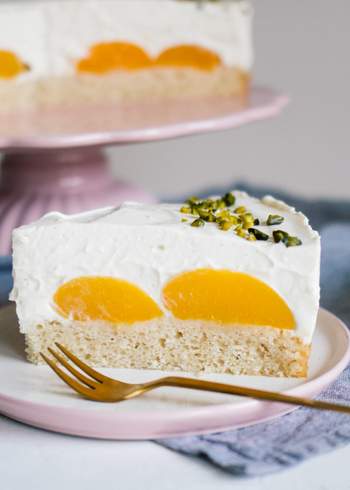 Vegane Pfirsichtorte mit Schmandcreme