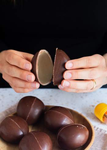 Vegan Surprise Chocolate Eggs 