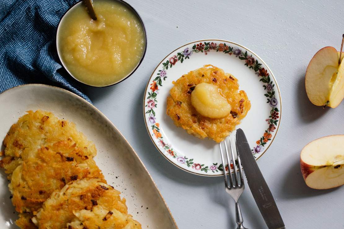 R453 Vegan, German Potato Pancakes with Apple Sauce