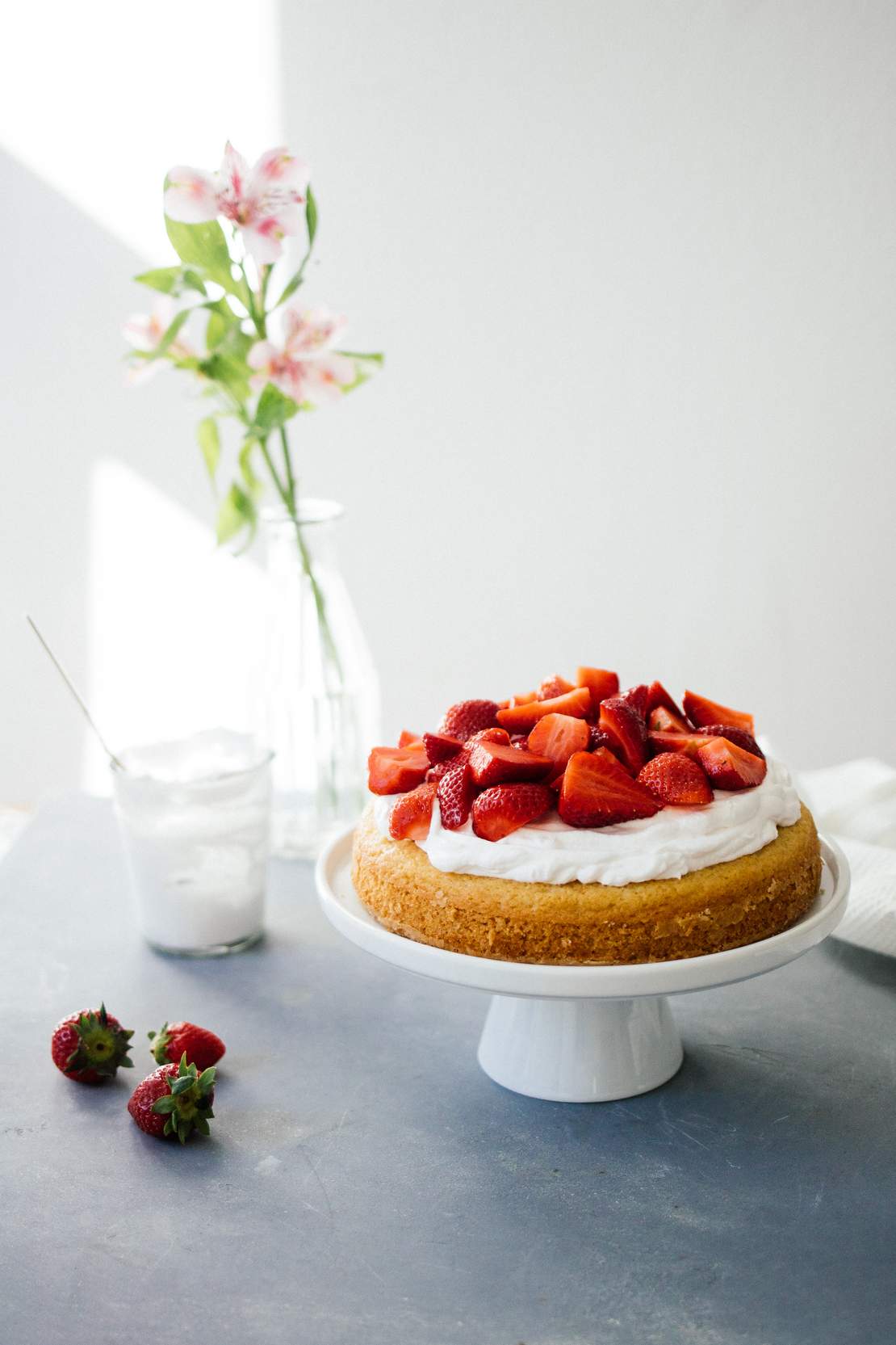 R54 Veganer Erdbeer-Sahne-Kuchen