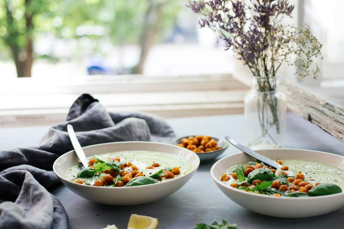 R70 Cold Cucumber-Avocado-Soup