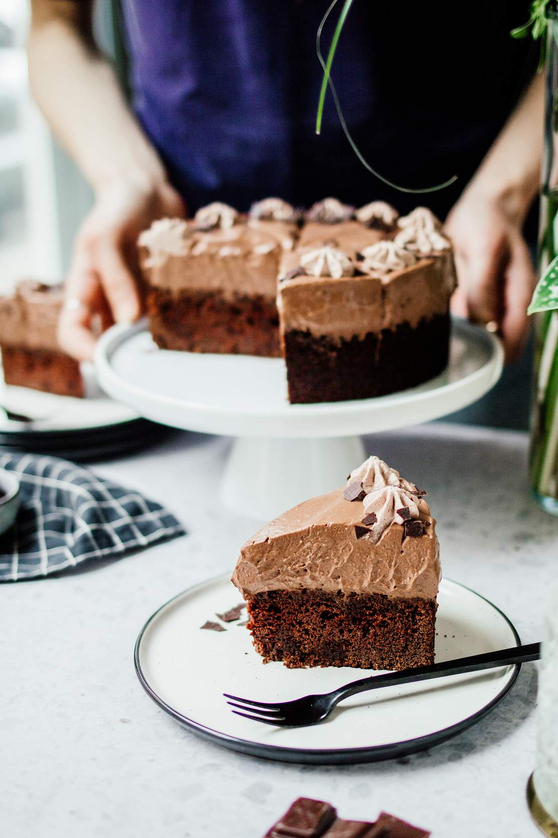 R640 Vegan Chocolate Mousse Cake