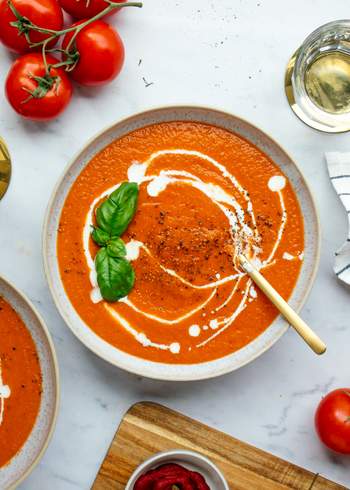 Easy Vegan Tomato Soup (Isa's Grandma's Recipe)