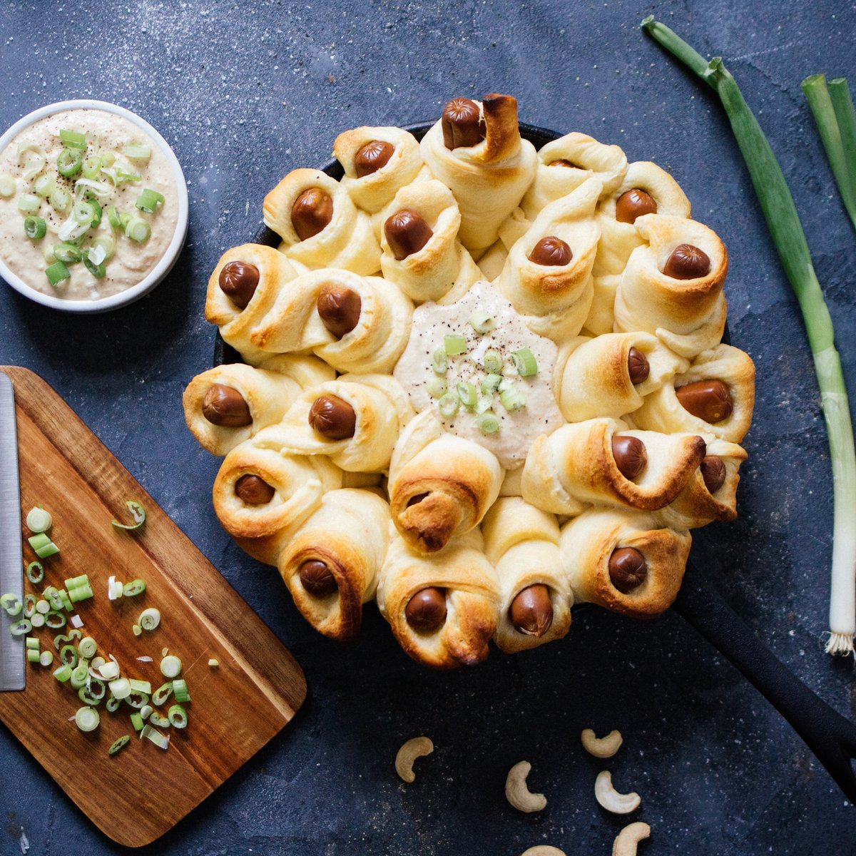 Vegane Würstchen im Schlafrock