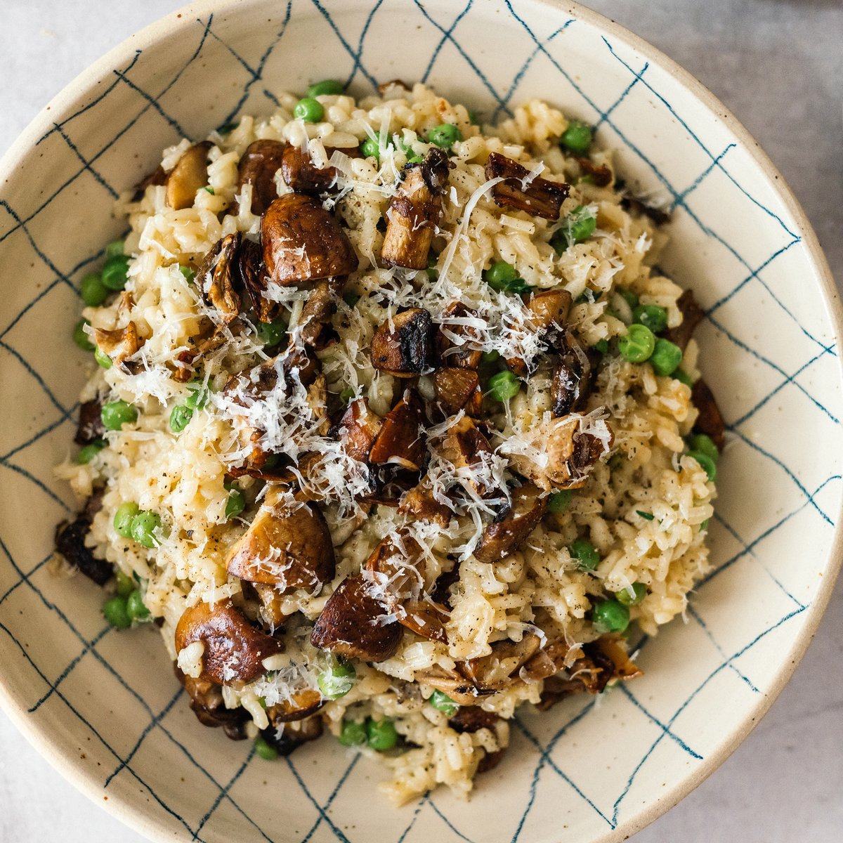 Cremiges veganes Pilz-Risotto