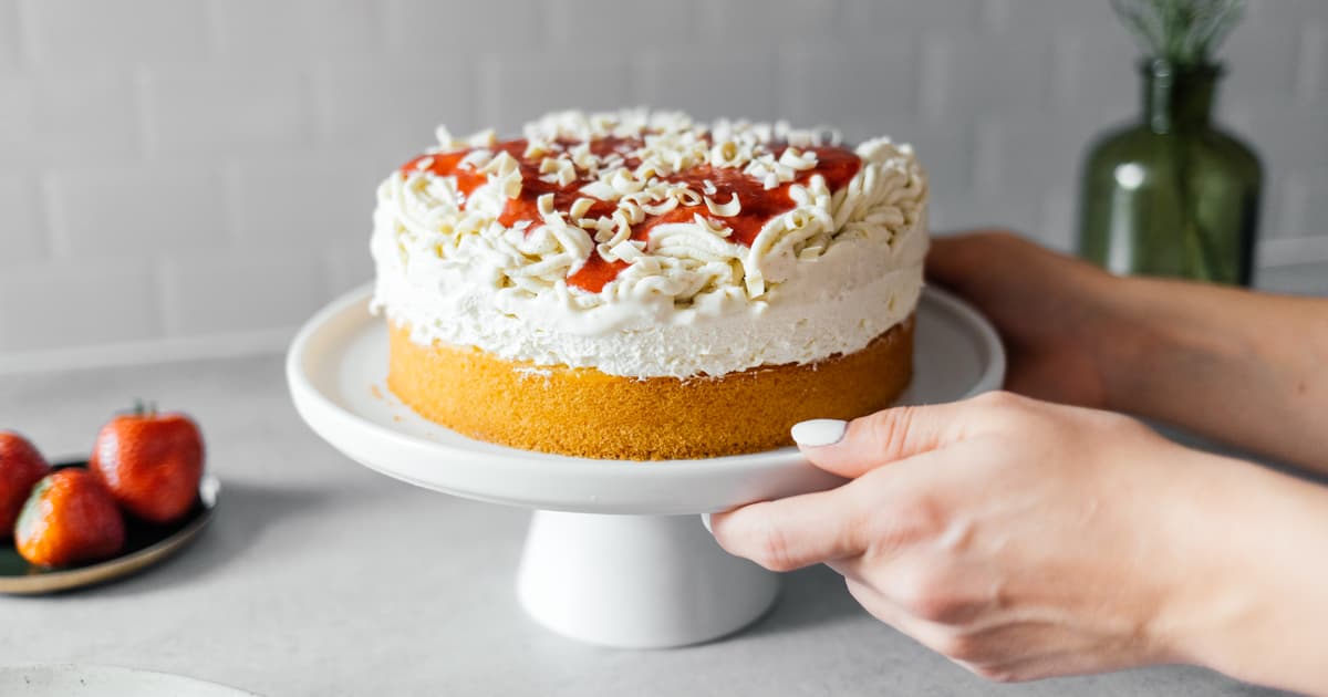 Vegan Spaghetti Ice Cream Cake | Recipe | Summer | Zucker&Jagdwurst
