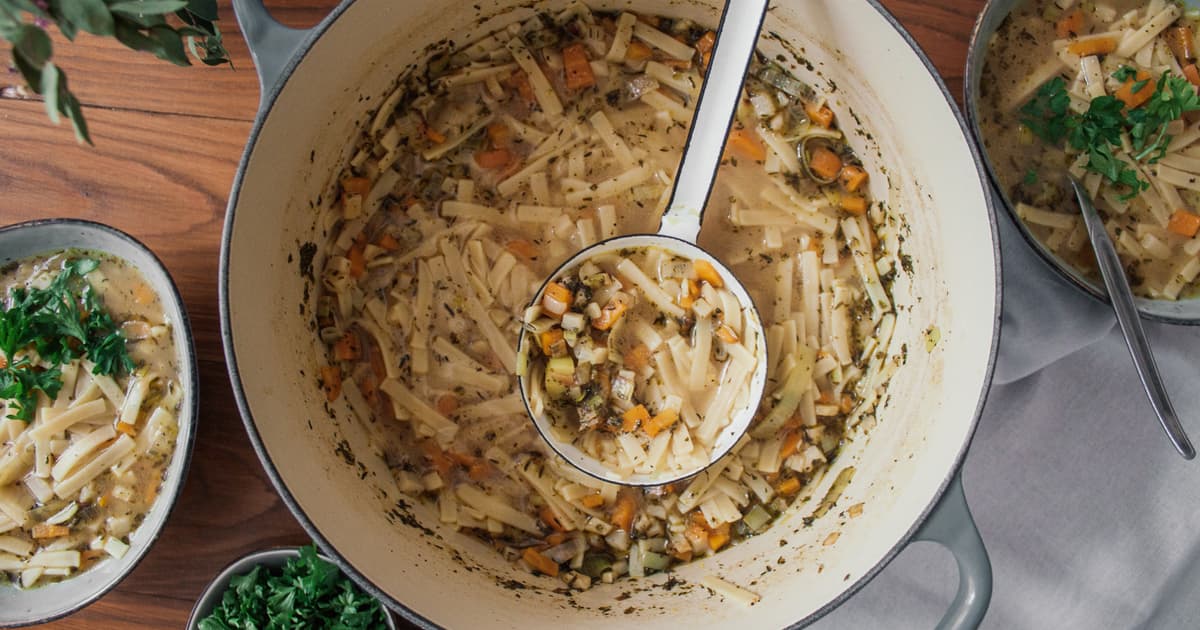 Vegan Noodle Soup with Veggies | Recipe | Quick & Easy | Zucker&Jagdwurst
