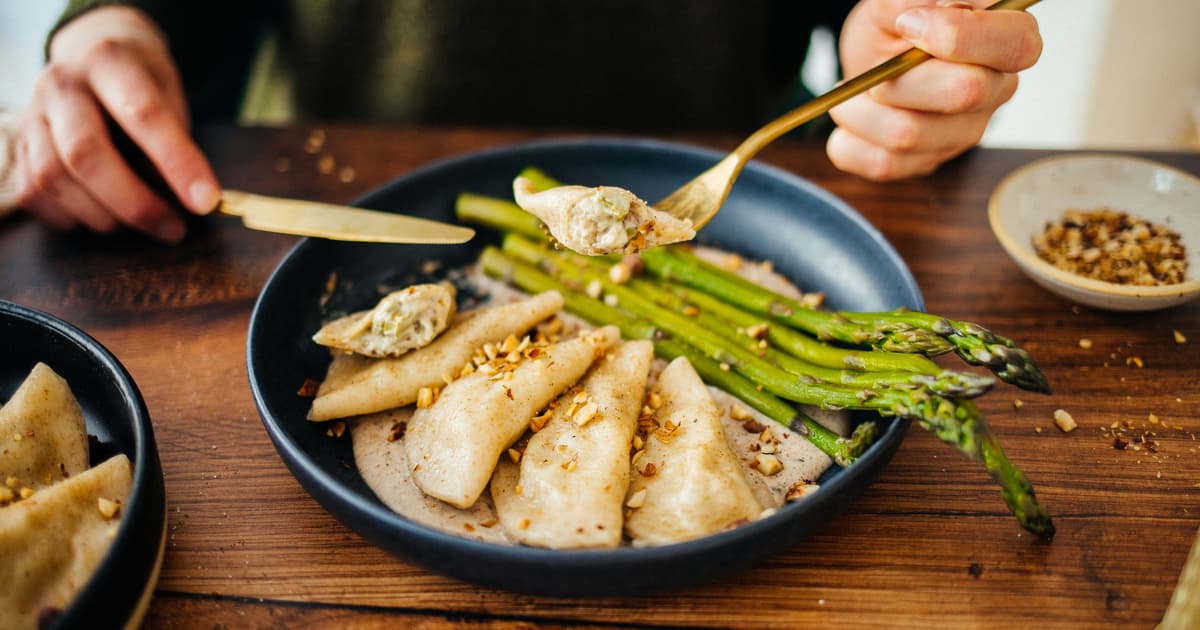 Vegan Mezzelune With Asparagus Filling | Recipe | Zucker&Jagdwurst