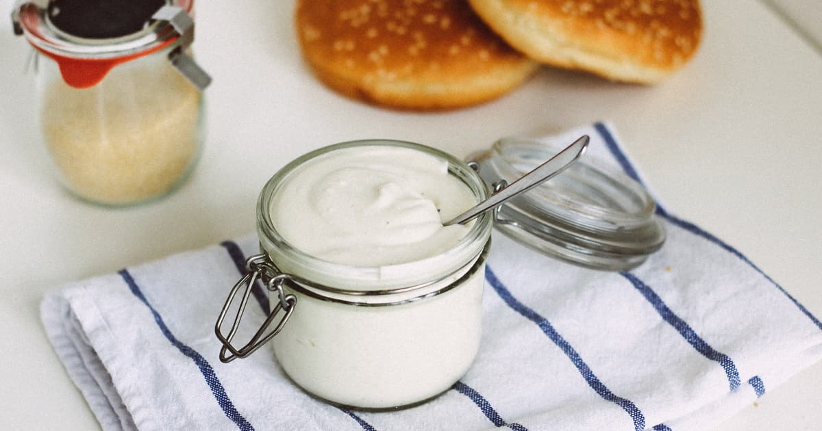 Homemade vegan Sour Cream | Quick & Simple Recipe | Zucker&Jagdwurst