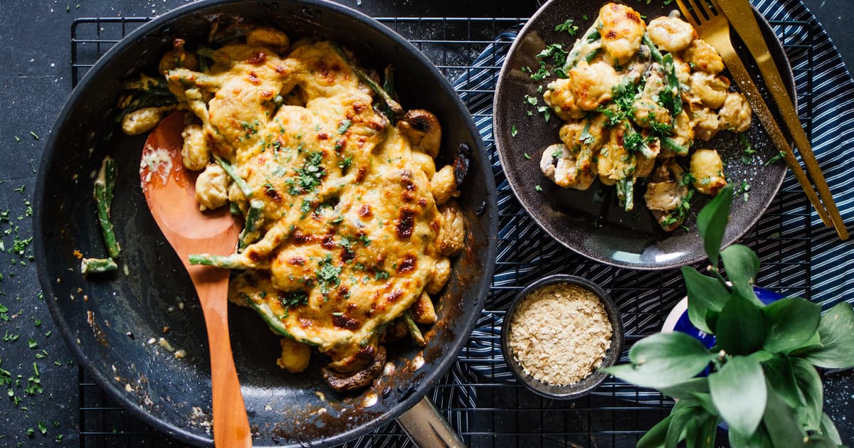 Pan-Fried Gnocchi with Nooch Cheese Sauce | Recipe | simple | Zucker&Jagdwurst