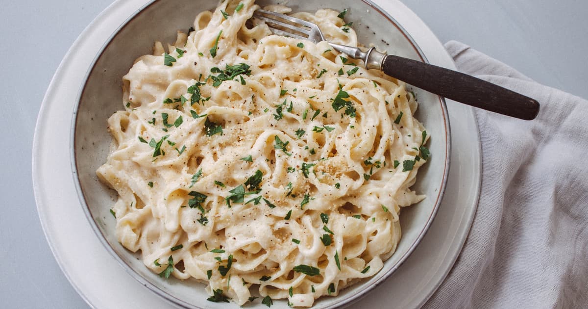 Vegan Fettuccine Alfredo | Recipe | quick and easy | Zucker&Jagdwurst