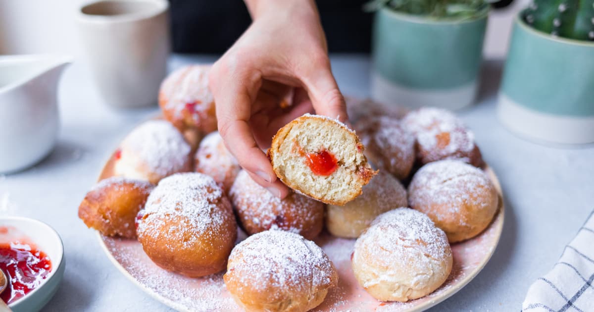 Vegan Jelly Doughnuts filled with Jam | Recipe | Zucker&Jagdwurst
