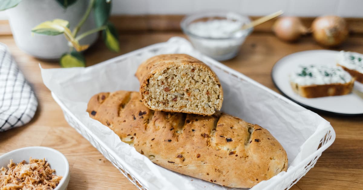 Vegan Onion Bread for Barbecue | Simple Recipe | Zucker&Jagdwurst