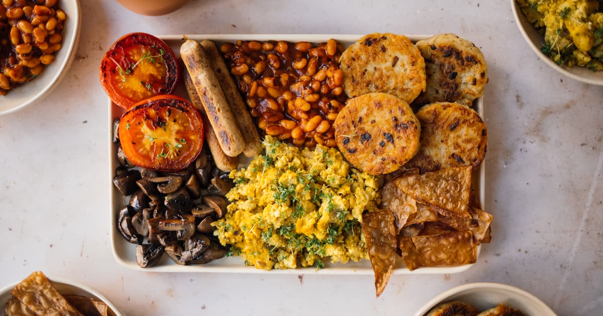 Homemade Vegan Full English Breakfast | Recipe | Zucker&Jagdwurst