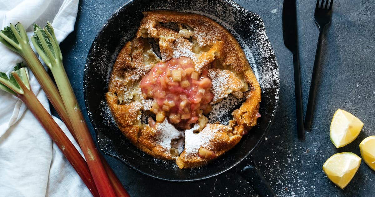 Vegan Dutch Baby with Rhubarb Compote | Vegan Recipe | Zucker&Jagdwurst