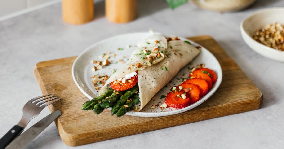 Vegan Pancakes with Asparagus Filling | Recipe | Zucker&Jagdwurst