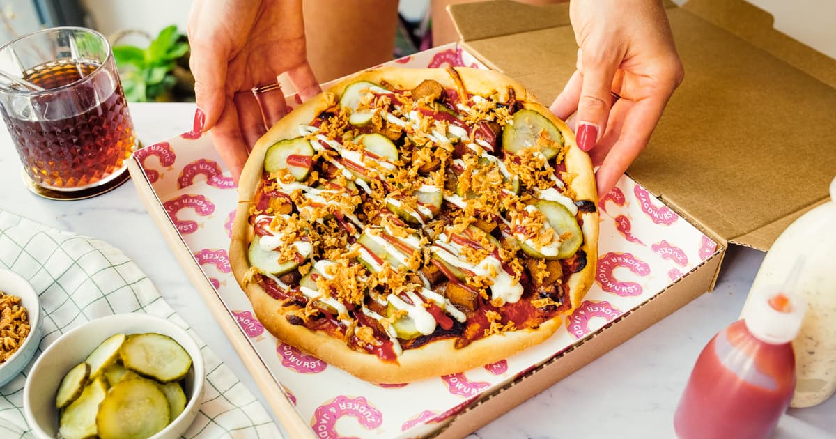 Vegan Hot Dog Pizza | Copycat Recipe | Homemade | Zucker&Jagdwurst