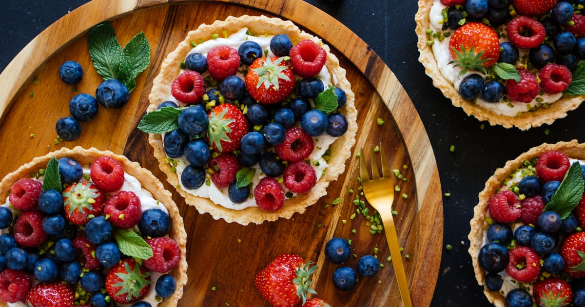 Vegan Berry Tartlets | Easy summer recipe | Zucker&Jagdwurst