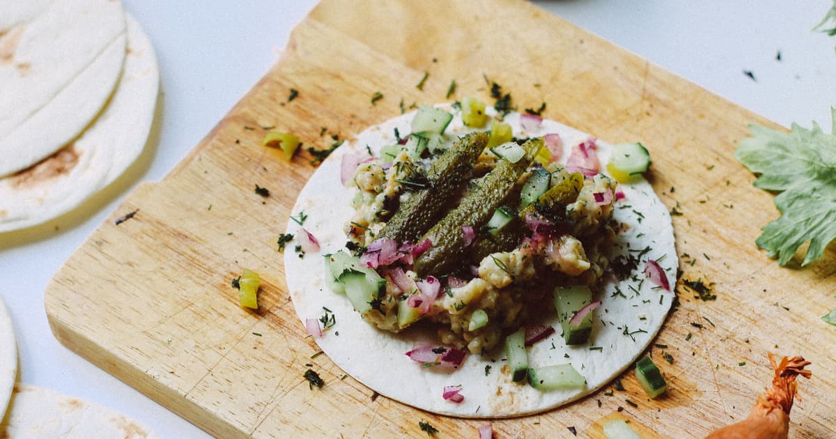 Vegan chickpea „tuna“ taco | simple recipe | Zucker&Jagdwurst