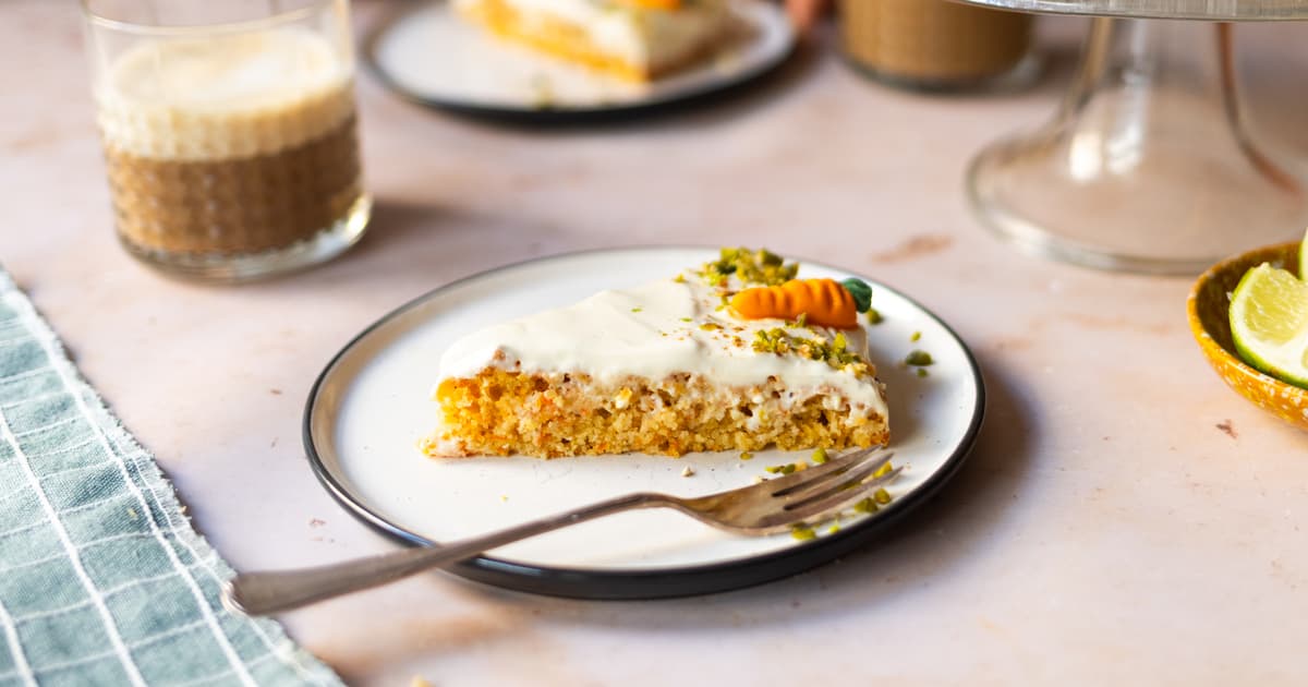 Vegan Carrot Cake with Yogurt Frosting | Recipe | Homemade | Zucker&Jagdwurst