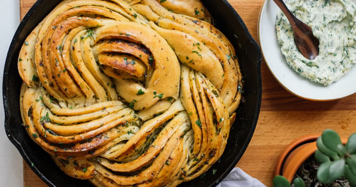 Vegan Garlic Twist Bread & Garlic Butter | Easy Recipe | Zucker&Jagdwurst