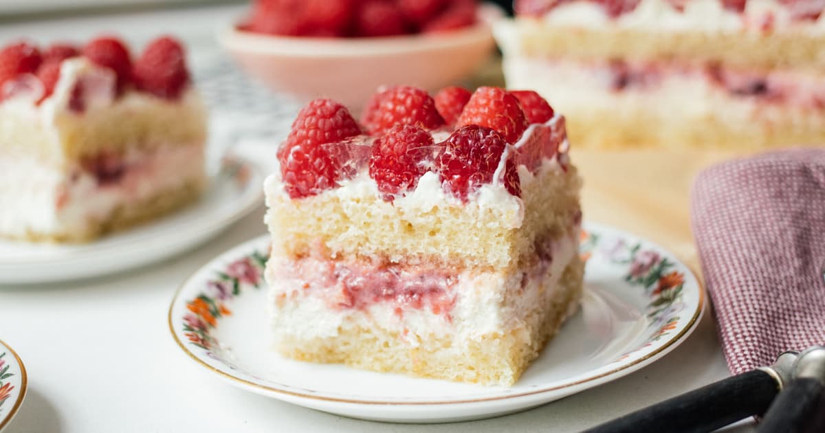 Vegan Raspberry Cake - Step by Step | Recipe | Zucker&Jagdwurst