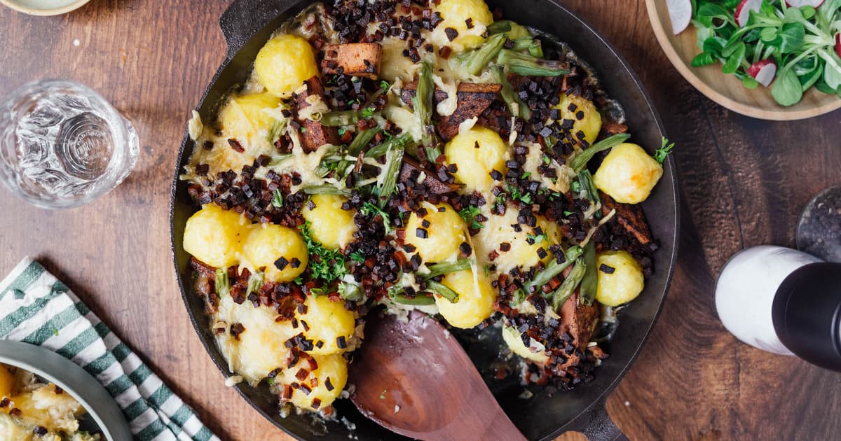 Vegan Potato Dumpling Casserole with Meatloaf and Sauerkraut | Zucker&Jagdwurst