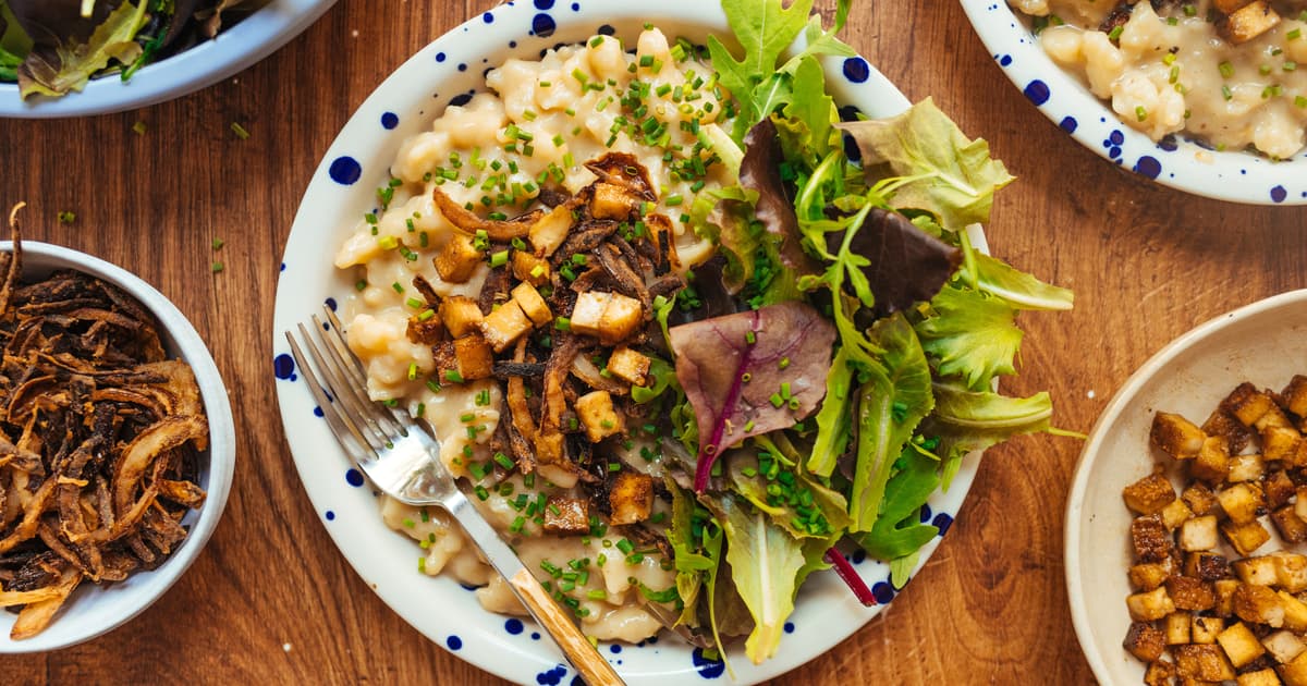 Vegan Cheese Spaetzle | Traditional German Recipe | Zucker&Jagdwurst