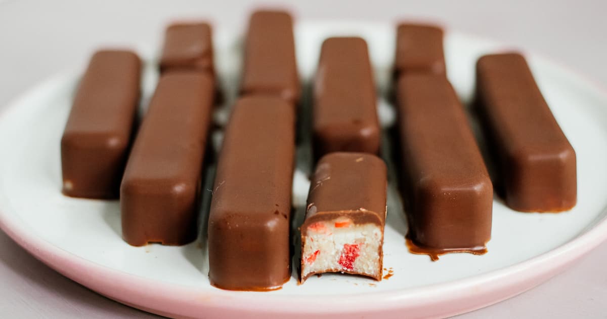Vegan Strawberry Chocolate Bar | Recipe | Zucker&Jagdwurst