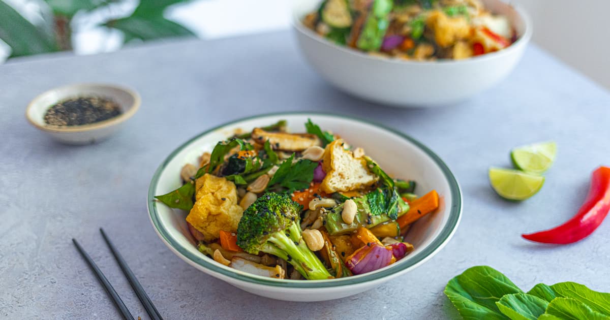 Quick One Pot Udon Noodles with Veggies and Tofu | Recipe | Zucker&Jagdwurst