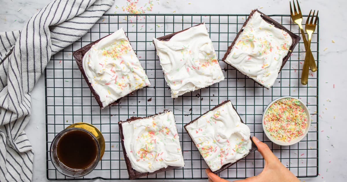Vegan Chocolate Sheet Cake | Recipe | Moist | Zucker&Jagdwurst