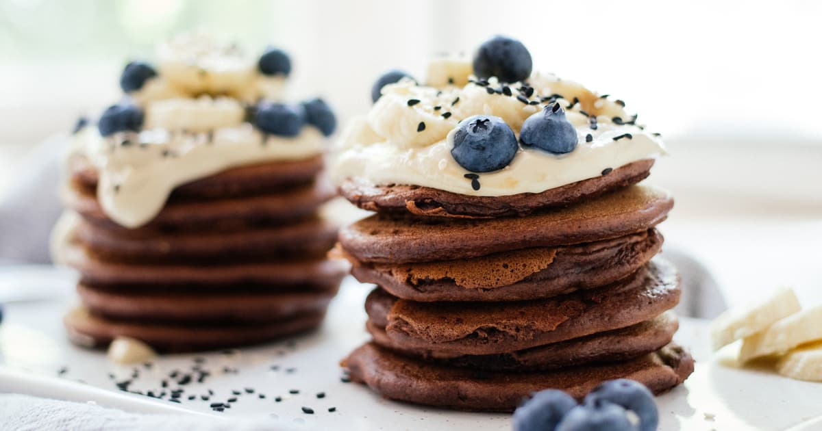 Vegan chocolate pancakes with tahini | Zucker&Jagdwurst