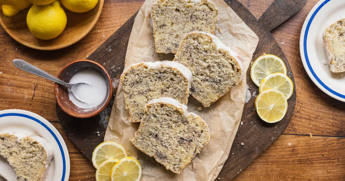 Vegan Lemon Poppy Seed Cake | Easy Recipe | Vegan Baking | Zucker&Jagdwurst