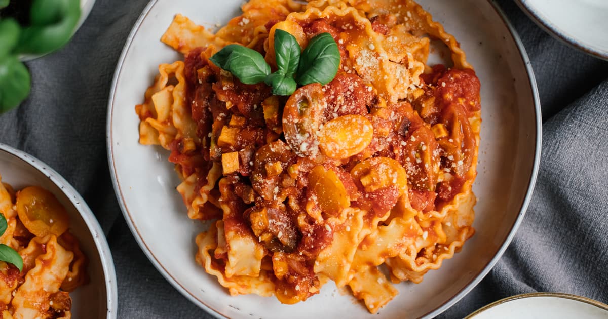 Vegan Pasta All'Amatriciana | Easy Recipe | Zucker&Jagdwurst