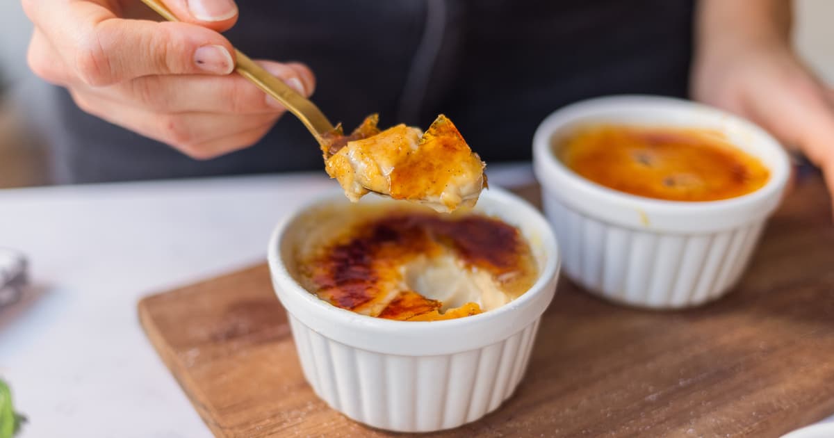 Simple Vegan Crème Brûlée | Recipe | Classic | Dessert | Zucker&Jagdwurst
