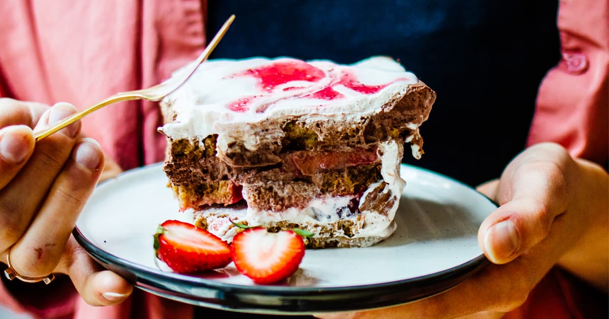 Vegan Strawberry Tiramisu | Easy Dessert Recipe Idea | Zucker&Jagdwurst