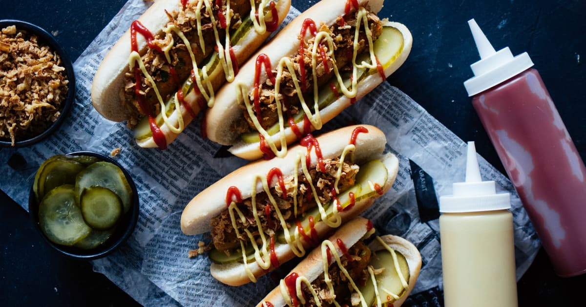 Vegan Hot Dogs with Homemade Veggie Sausages | Vegan recipe | Zucker&Jagdwurst