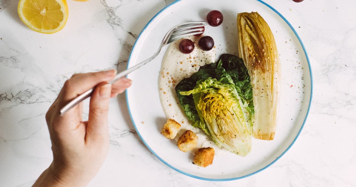 Grilled Endive vegan Ceasar Salad | Quick Recipe | Vegan | Zucker&Jagdwurst