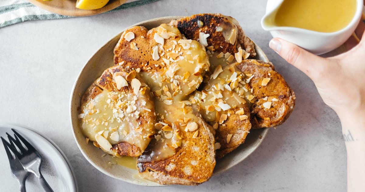 Vegan Almond Pancakes with Homemade Lemon Curd | Recipe | Zucker&Jagdwurst