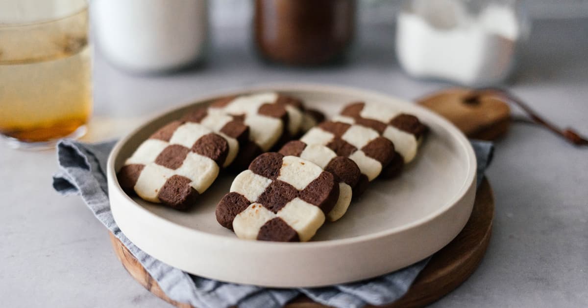 Vegan Black & White Swirl Cookies | Recipe | Zucker&Jagdwurst